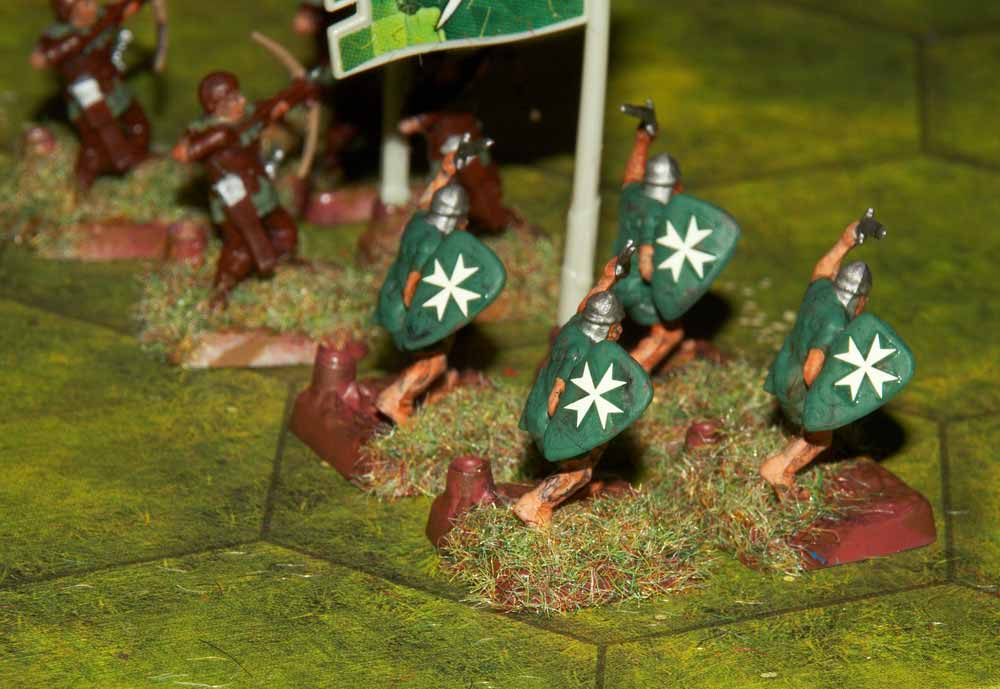 http://www.wargames.watkins-family.co.uk/fantasy/humanlight.jpg